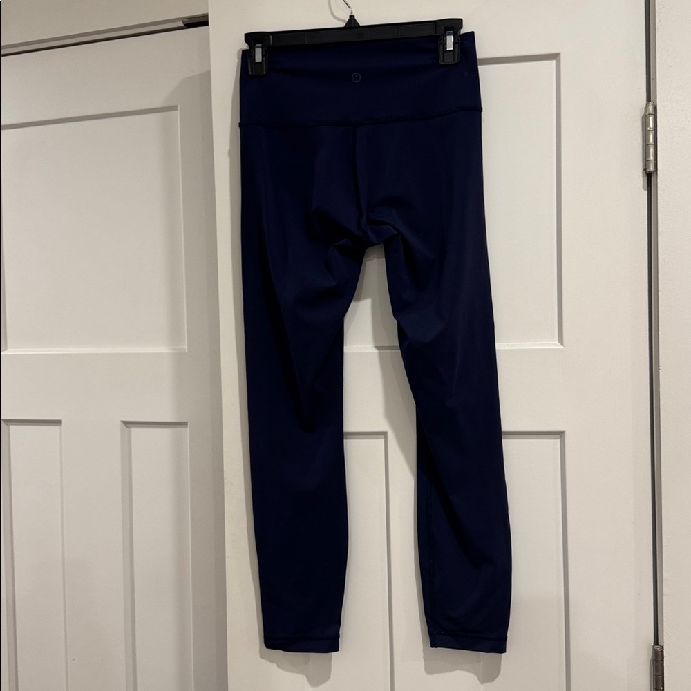 Lululemon 7/8 Leggings, Navy Blue, Size 6 - Picture 4 of 5